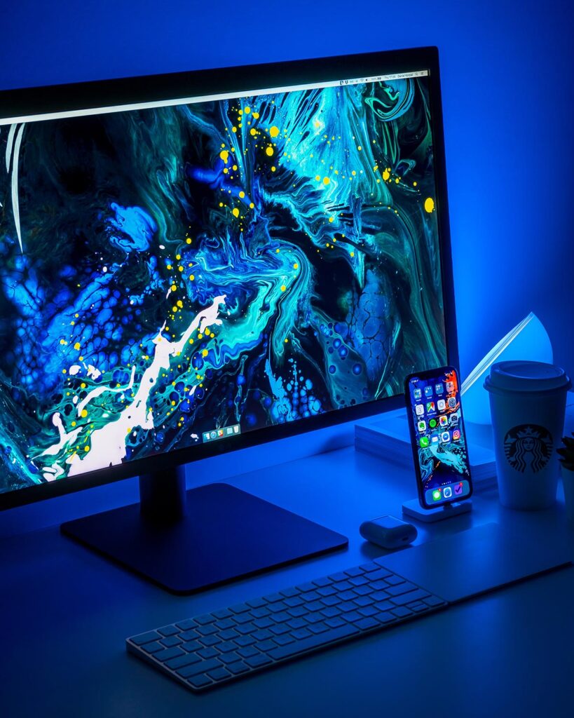 tech laptop